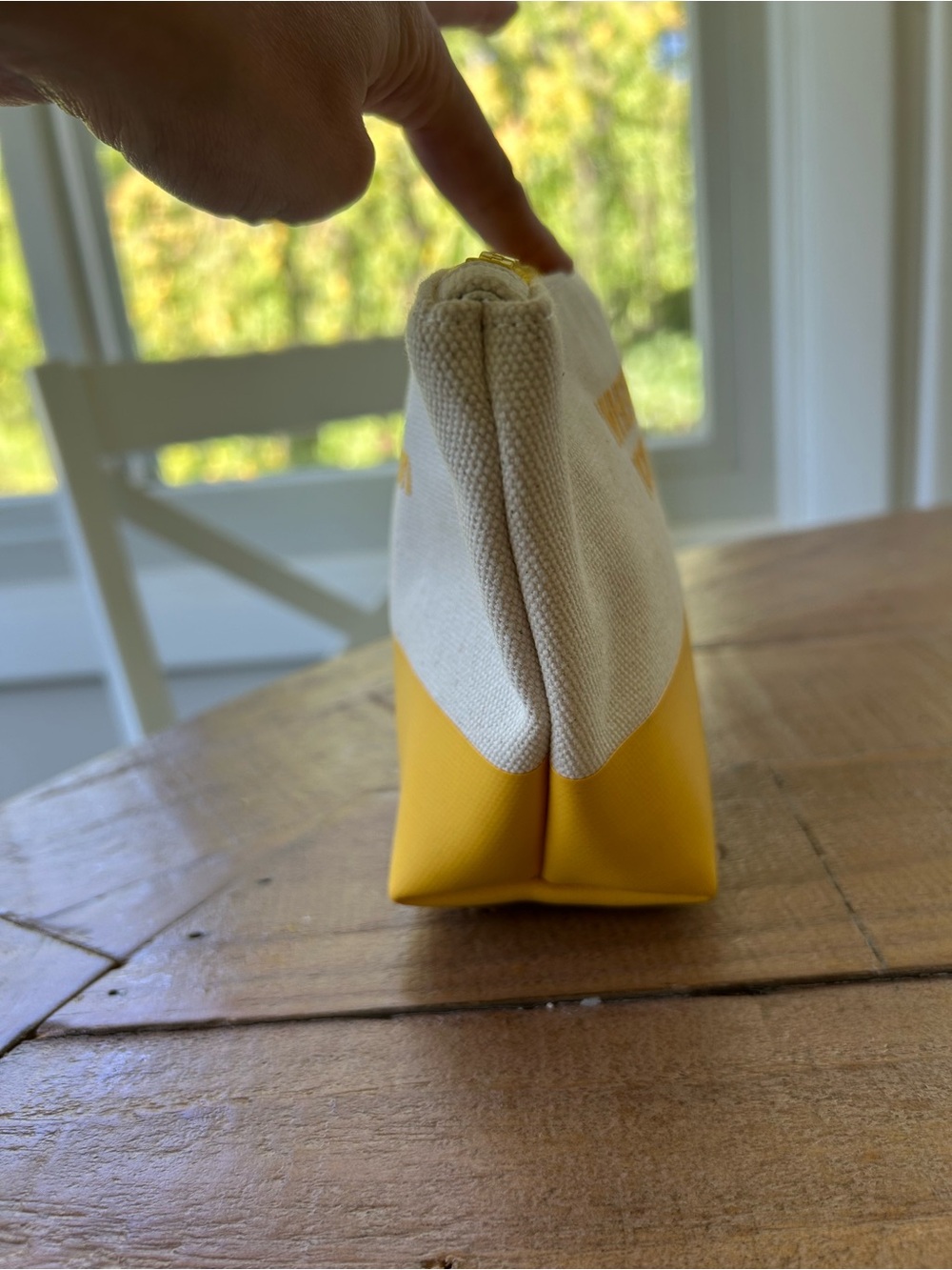 Lululemon Two-Tone Yellow and Cream Canvas Cosmetic Pouch Mini - Picture 6 of 7